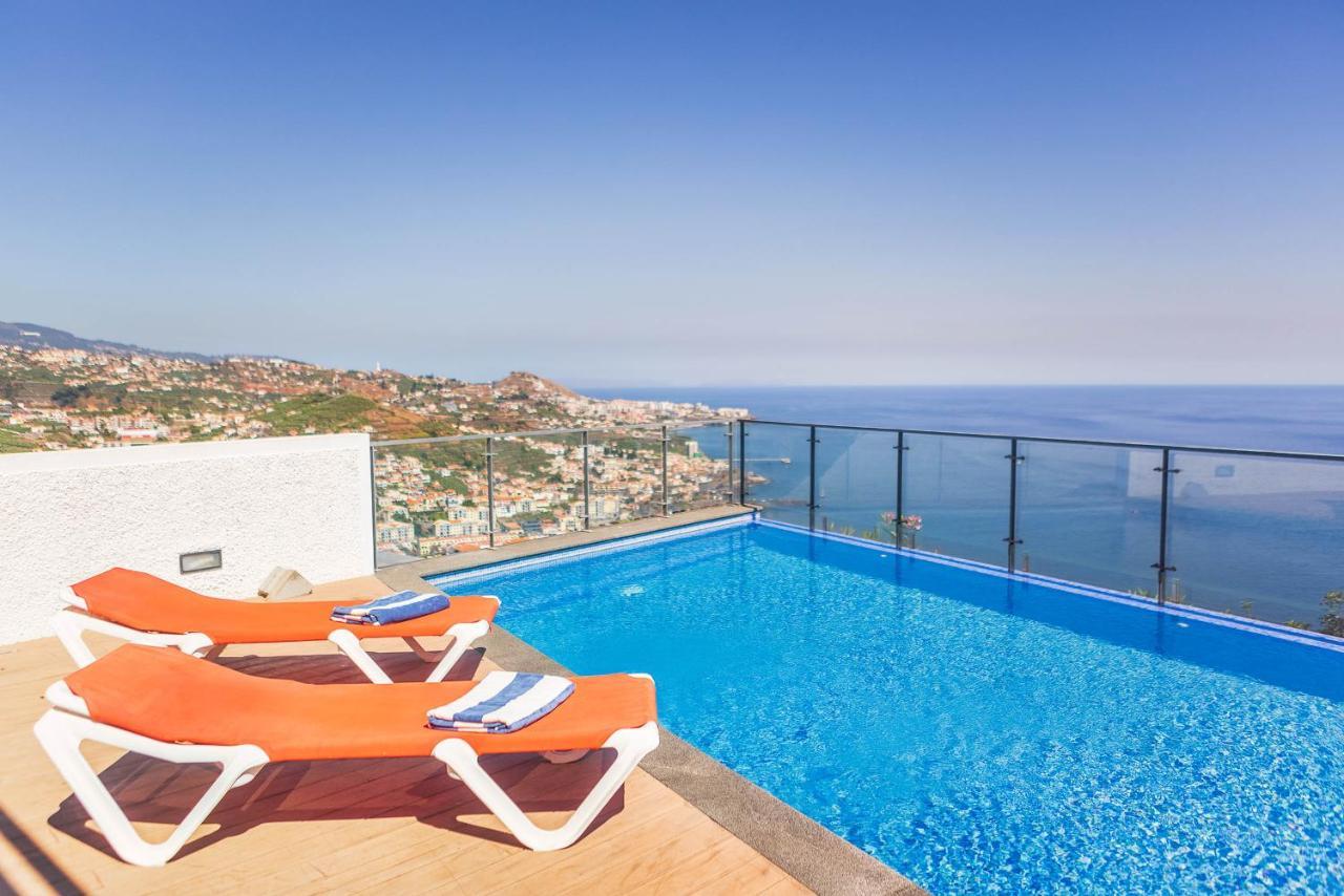 Villa Amplitude Camara de Lobos Exterior photo