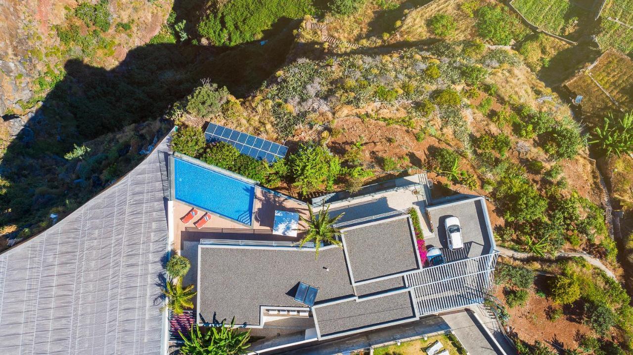 Villa Amplitude Camara de Lobos Exterior photo